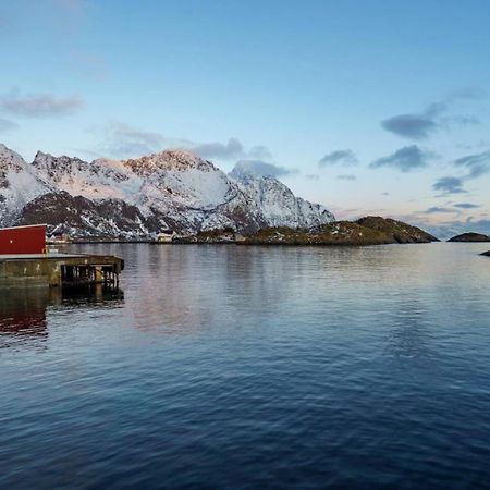 Rorbuleilighet I Idylliske Henningsvær Exterior foto